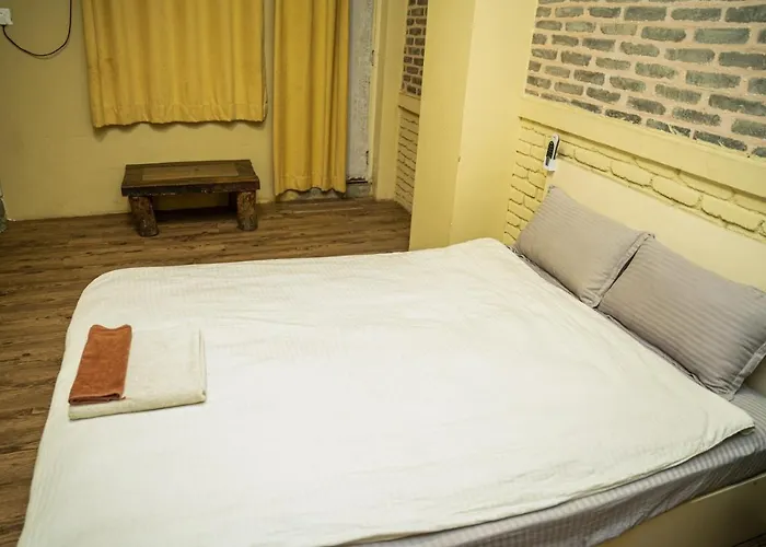 Gecko Restro & Inn Отель типа "постель и завтрак" 3*